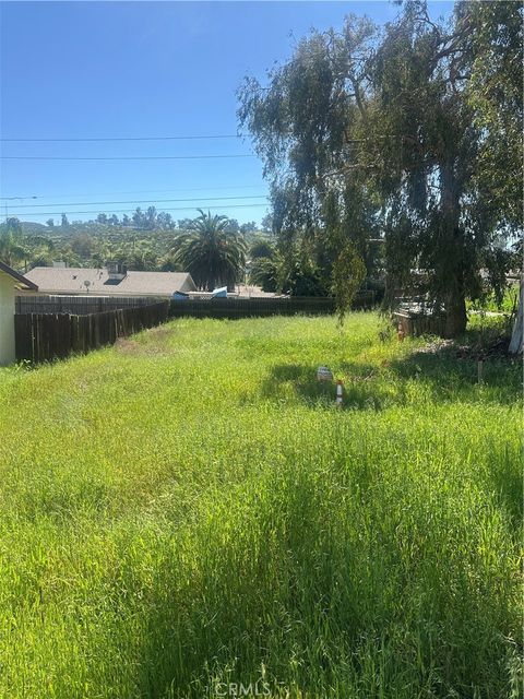 Photo of 0 De Brask, Lake Elsinore, CA 92530 (MLS # DW26045742)