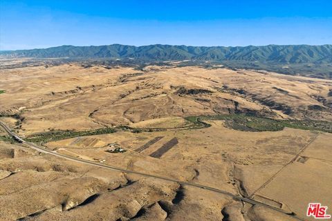 Tiny photo for 13750 Cuyama Highway, Cuyama, CA 93453 (MLS # 25544641)