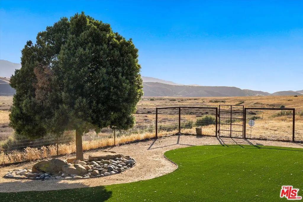 Cuyama, California 93453, United States, 2 Bedrooms Bedrooms, ,2 BathroomsBathrooms,Residential,Active,138756