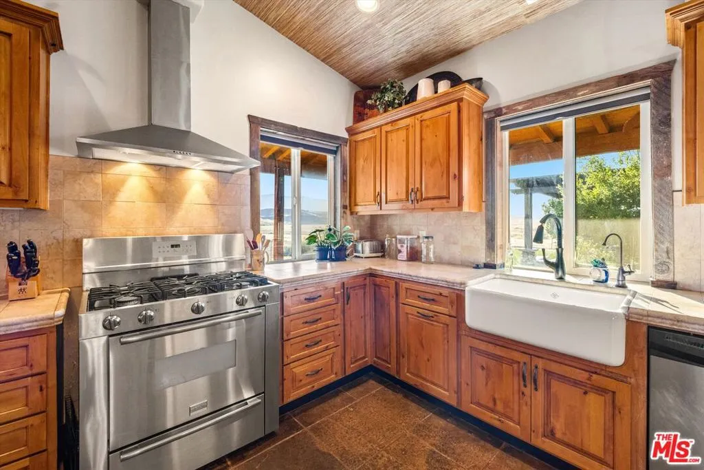 Cuyama, California 93453, United States, 2 Bedrooms Bedrooms, ,2 BathroomsBathrooms,Residential,Active,138756