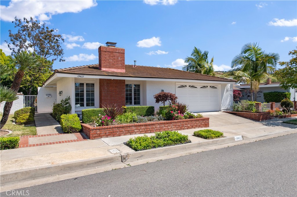 Single-level 5-bedroom, 3-bathroom home with a spacious backyard nestled in the highly coveted Sierra Bonita community! Move-in ready with recent updates including new flooring, renovated bathrooms, and modernized kitchens. Say goodbye to stairs with this convenient layout boasting a formal living room, dining room, and family room! The kitchen showcases freshly painted snow-white cabinets, quartz countertops, and a picturesque window overlooking the backyard. French doors seamlessly connect indoor and outdoor living, leading to the fully enclosed backyard bordered by fences. Experience the quintessential Turtle Rock lifestyle with vast open spaces, scenic hiking trails, and biking paths, all complemented by several community parks. Enjoy access to three community pools and park areas, one conveniently situated just across the street, and in close proximity to the acclaimed UCI and University High School, this home offers the perfect blend of comfort, convenience, and luxury living.