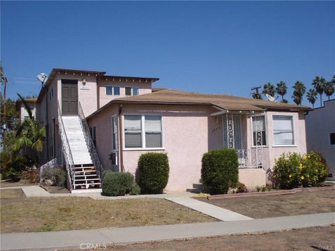 Photo of 3873 W 54th ST, Los Angeles, CA 90043 (MLS # OC26121112)