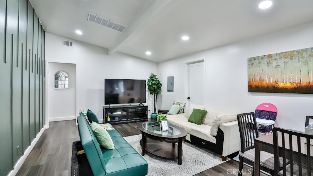 10301 Antigua Street