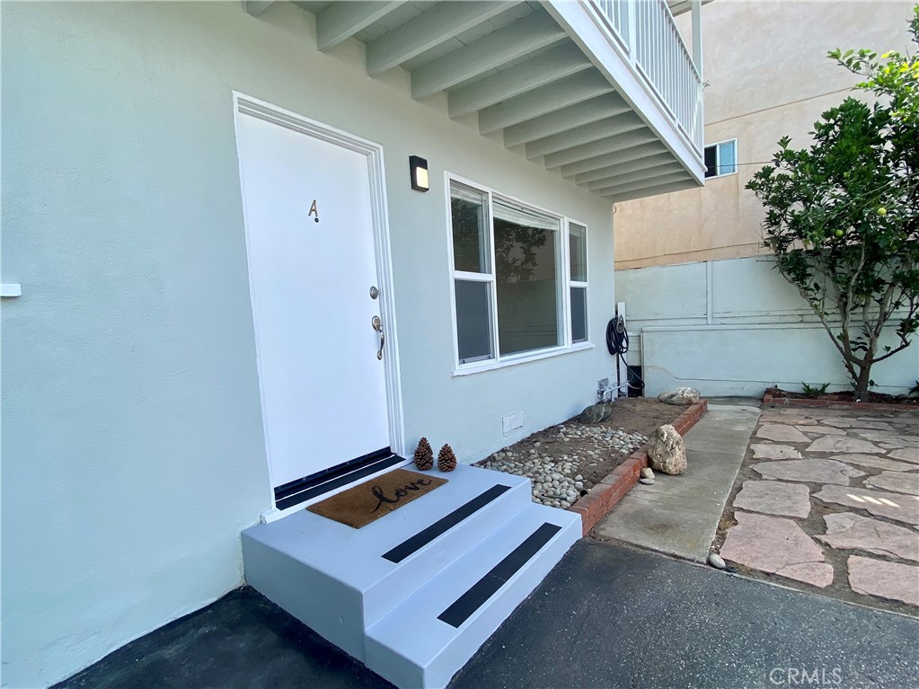 326 Paseo de la Playa A