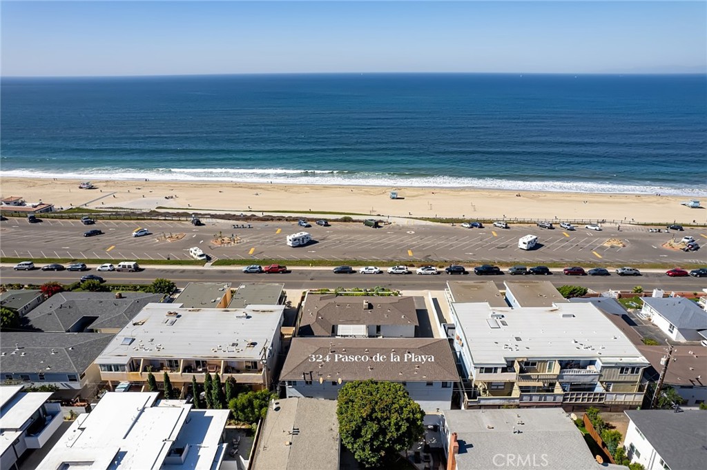 326 Paseo de la Playa A