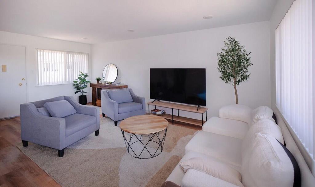 1205 Geraldine Way