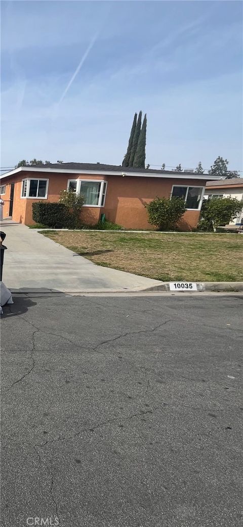 Photo of 10035 Ben Hur Avenue, Whittier, CA 90605 (MLS # RS25028765) Photo of 10035 Ben Hur Avenue, Whittier, CA 90605 (MLS # RS25028765)