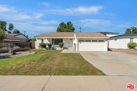 Photo of 10551 Blucher Avenue, Granada Hills, CA 91344 (MLS # 26997833)