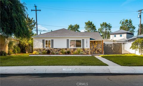 Photo of 10919 See Drive, Whittier, CA 90606 (MLS # WS26082157)