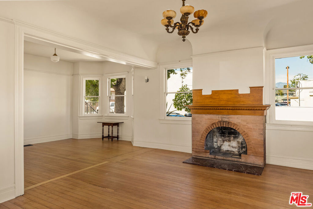 4219 N Figueroa Street