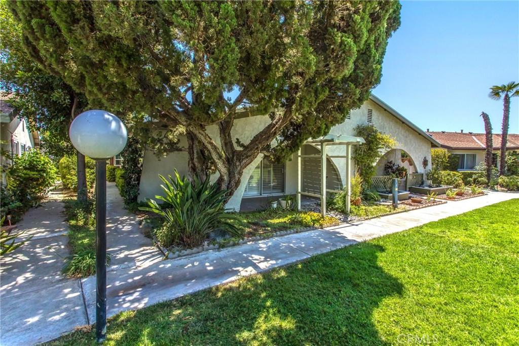 199 Summit View Drive E