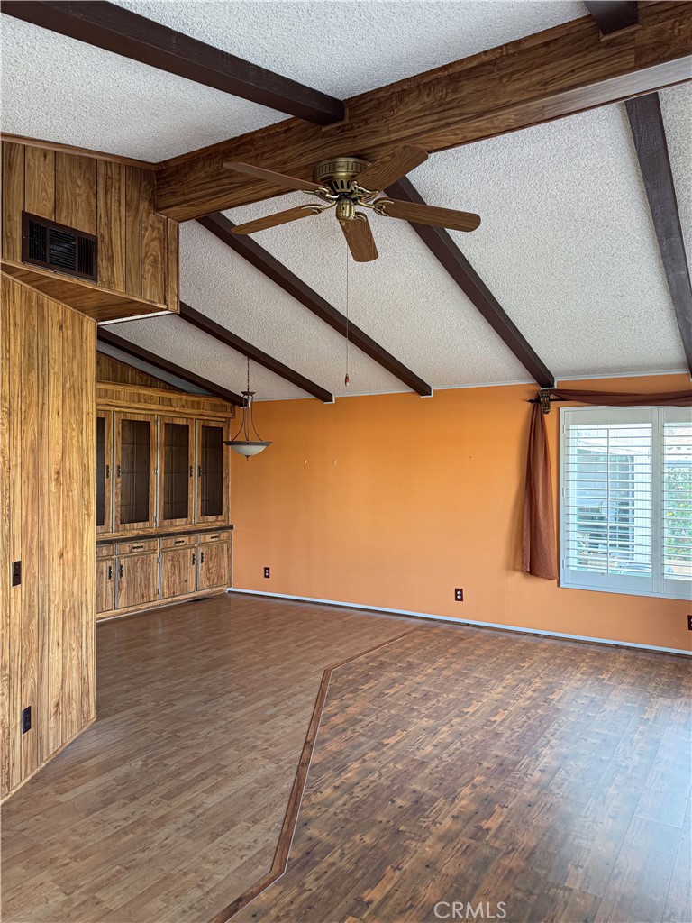 10961 Desert Lawn Drive 162