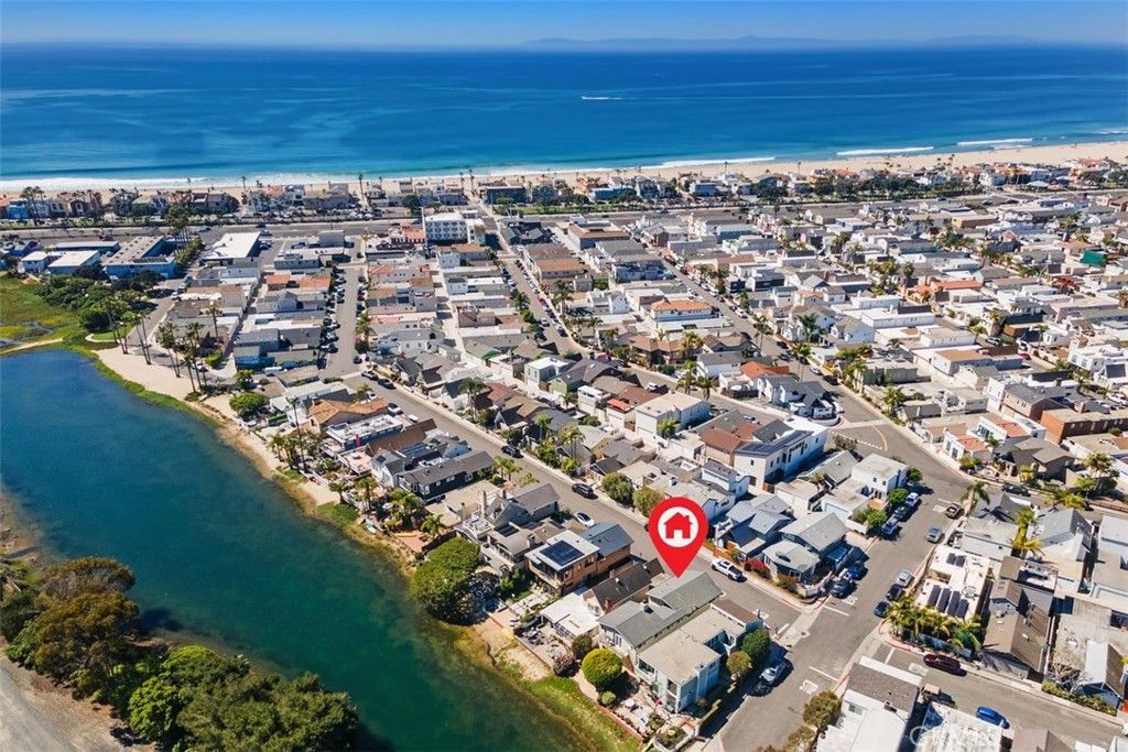 Photo of 354 62nd Street St, Newport Beach, CA 92663 (MLS # IG26058753)