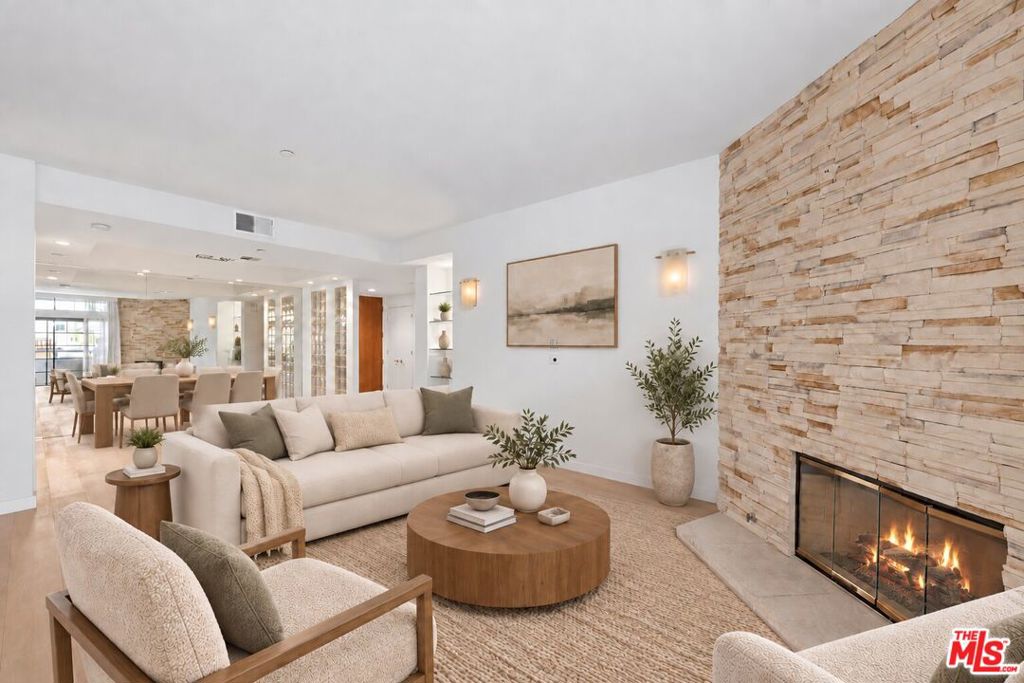 200 N Swall Drive 462