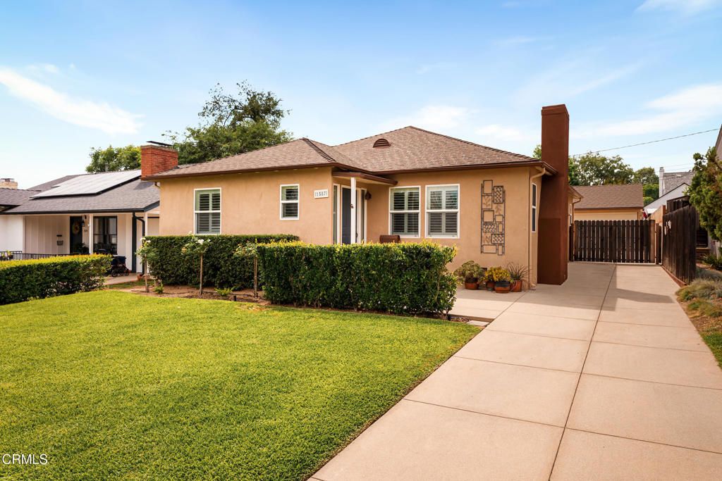 Photo of 1587 N Harding Avenue, Pasadena, CA 91104 (MLS # P1-26700)