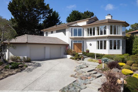 Photo of 26 Cramden Drive, Monterey, CA 93940 (MLS # ML82061731)