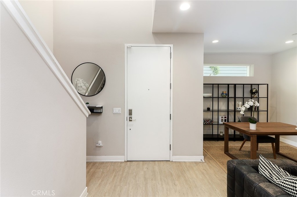 1012 Eucalipto Place