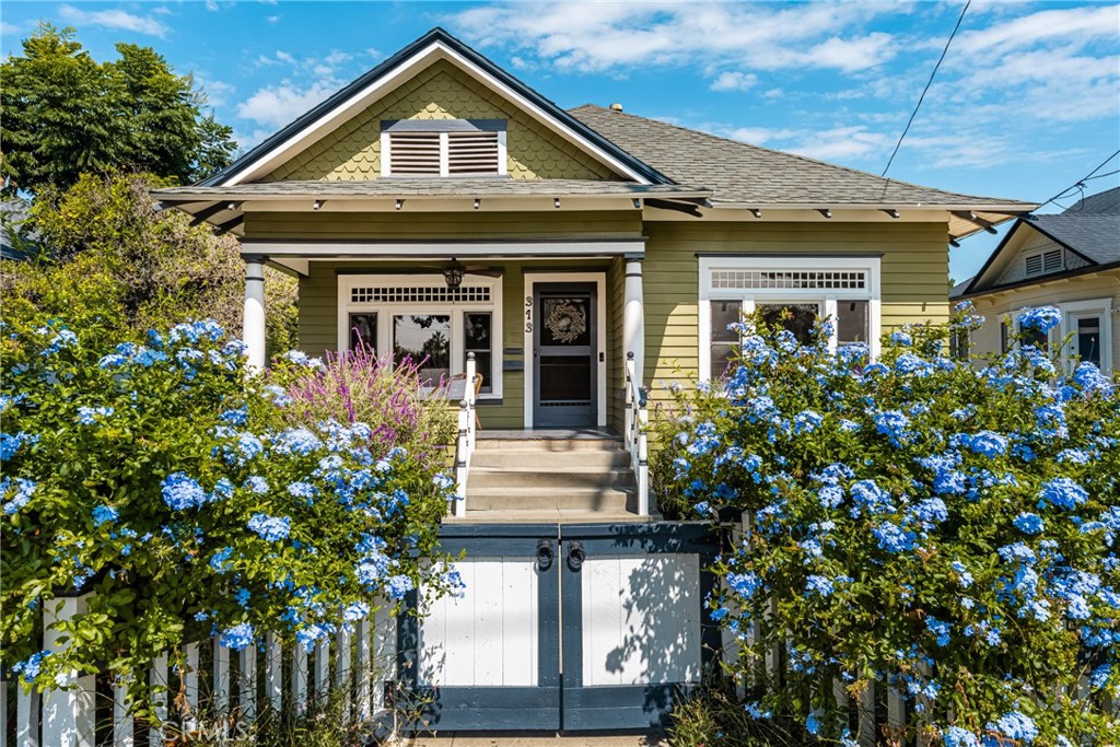 313 E Palmyra