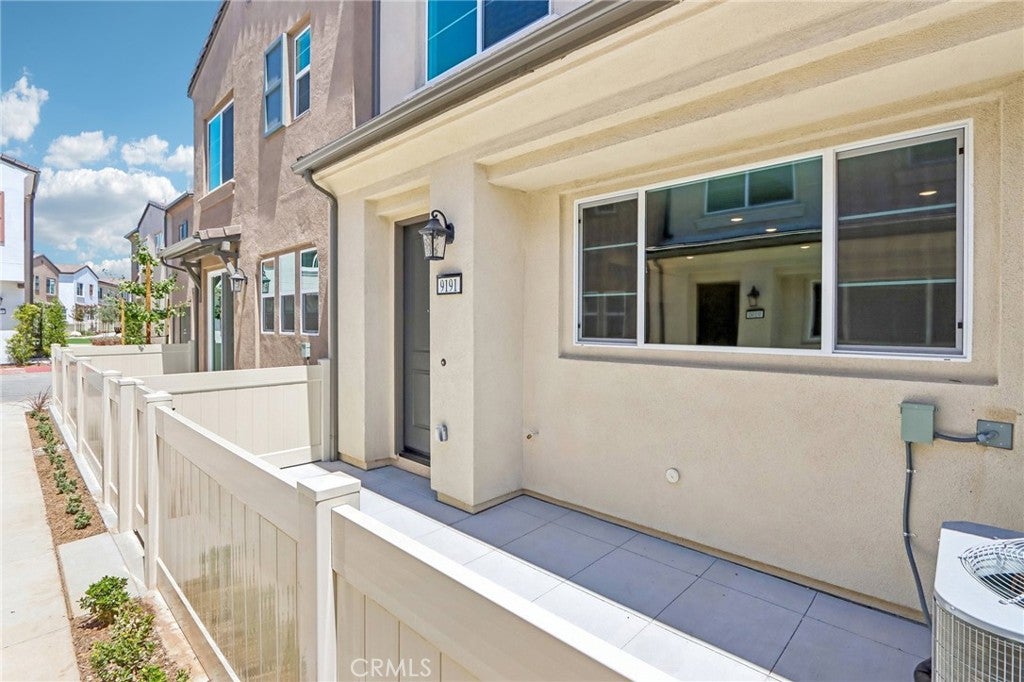 9191 Waverly Lane