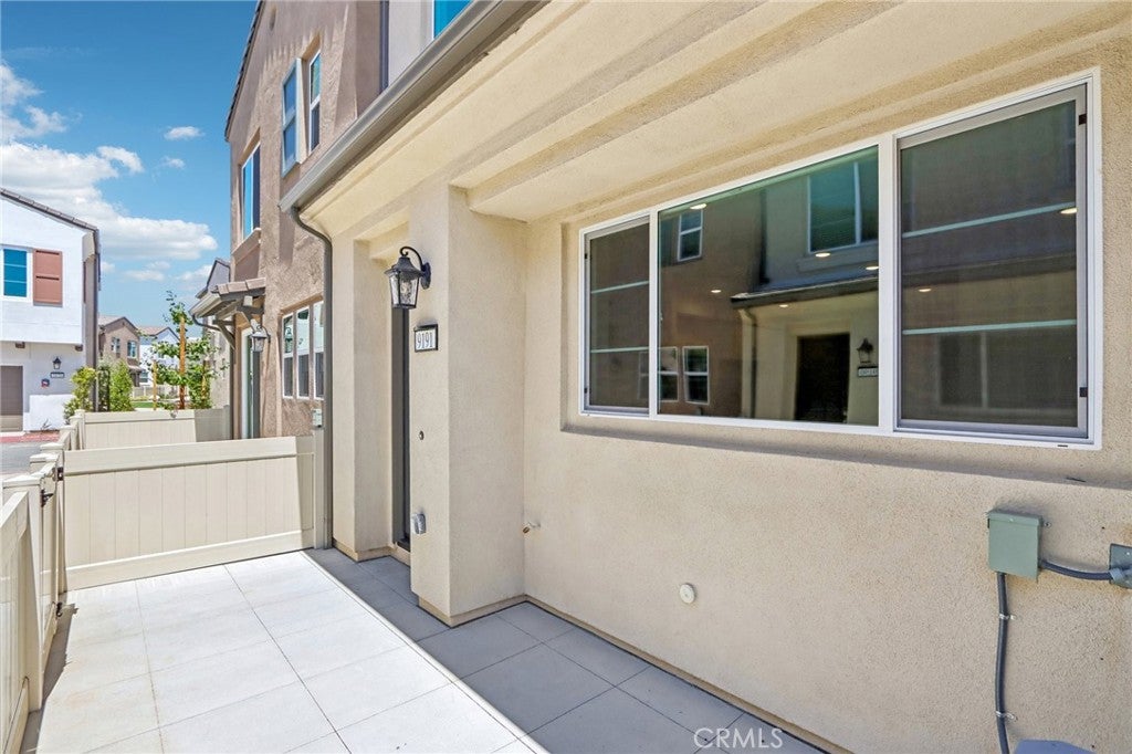 9191 Waverly Lane