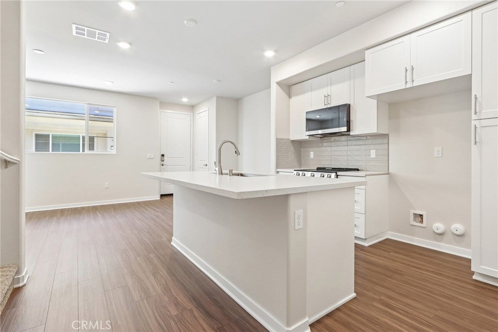 9191 Waverly Lane