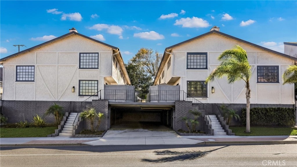 1456 Manhattan Beach Boulevard C
