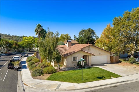 Tiny photo for 1137 Woodhaven Court, Paso Robles, CA 93446 (MLS # NS26220017)