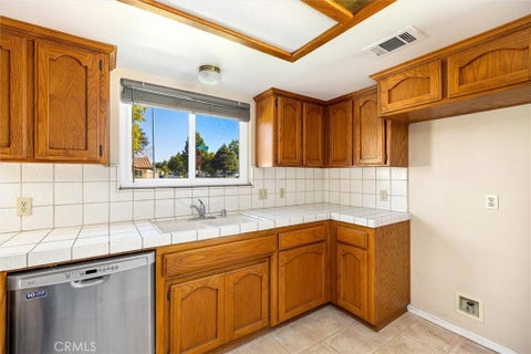 Tiny photo for 1137 Woodhaven Court, Paso Robles, CA 93446 (MLS # NS26220017)