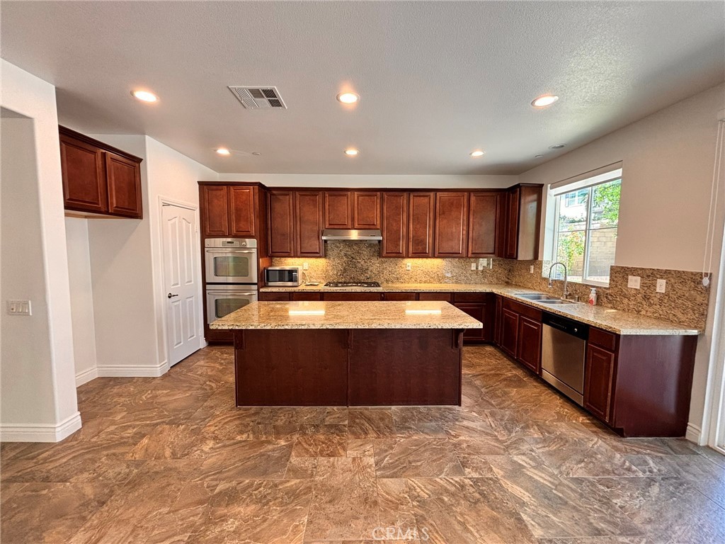 Toscana Series (West Creek Collection) (TSCNA) - Residential Lease