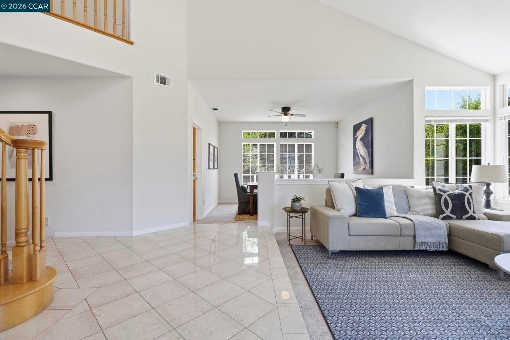 4700 Hunter Peak Ct