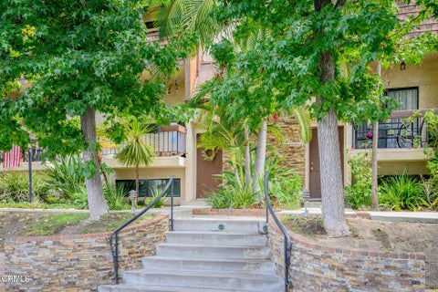 Photo of 320 Mchenry Road #27, Glendale, CA 91206 (MLS # P1-28573)