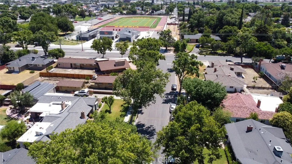 Los Banos, California 93635, United States, 4 Bedrooms Bedrooms, ,2 BathroomsBathrooms,Residential,Active,170521