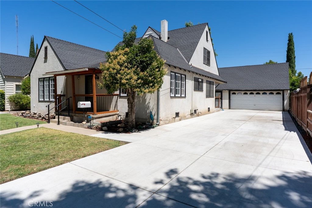 642 Adams Avenue