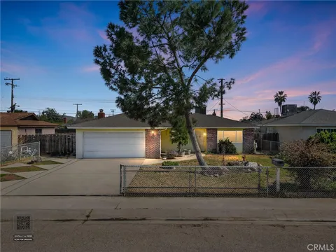 MLS: SR26033835