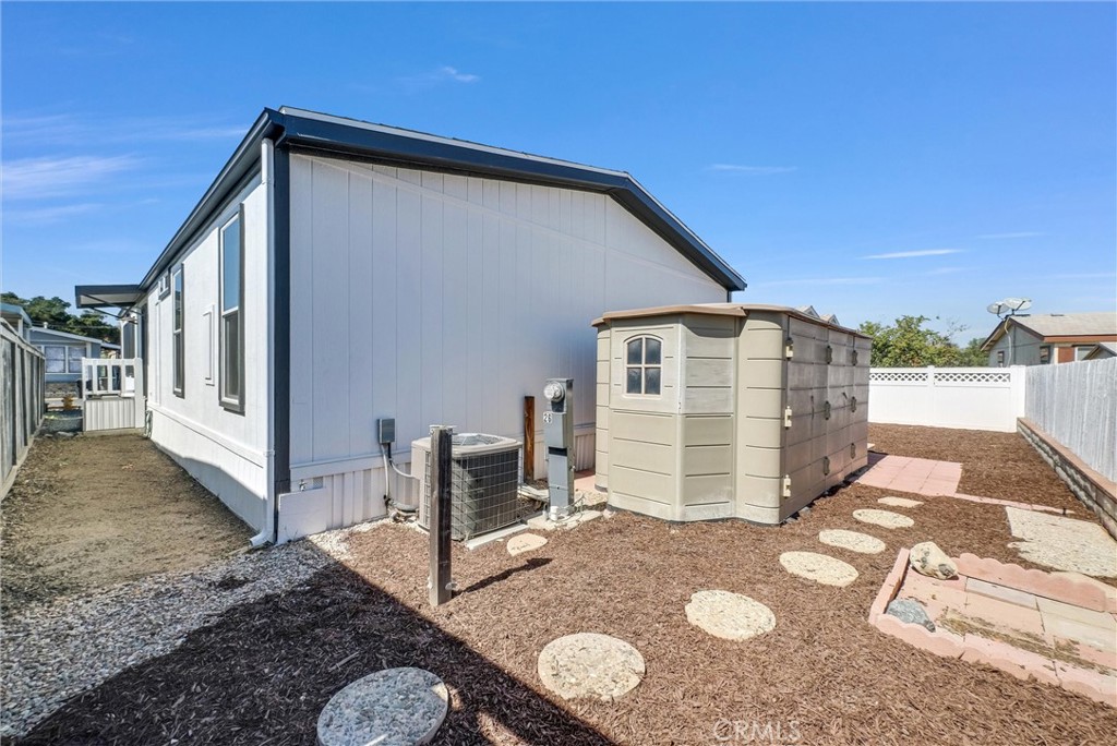 Creekside - Residential