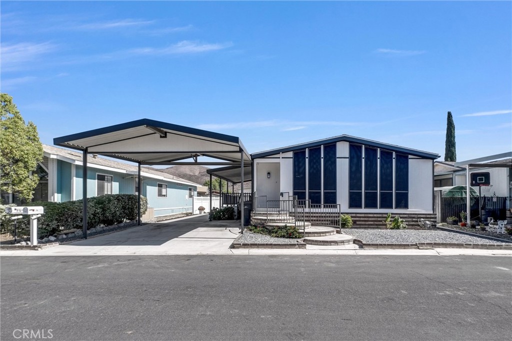 Creekside - Residential