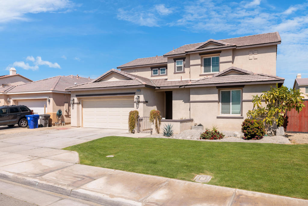 83808 Avenida Verano