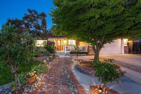 Photo of 994 Glenridge Drive, San Jose, CA 95136 (MLS # ML82062538)