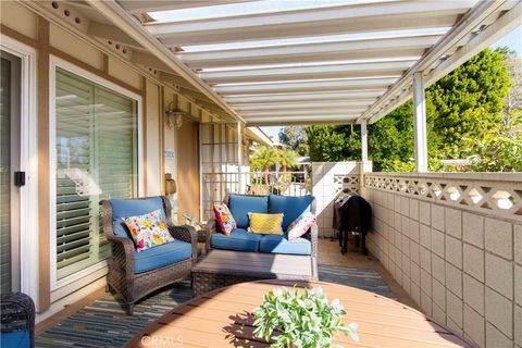 Photo of 752 Avenida Majorca #C, Laguna Woods, CA 92637 (MLS # OC26027184)