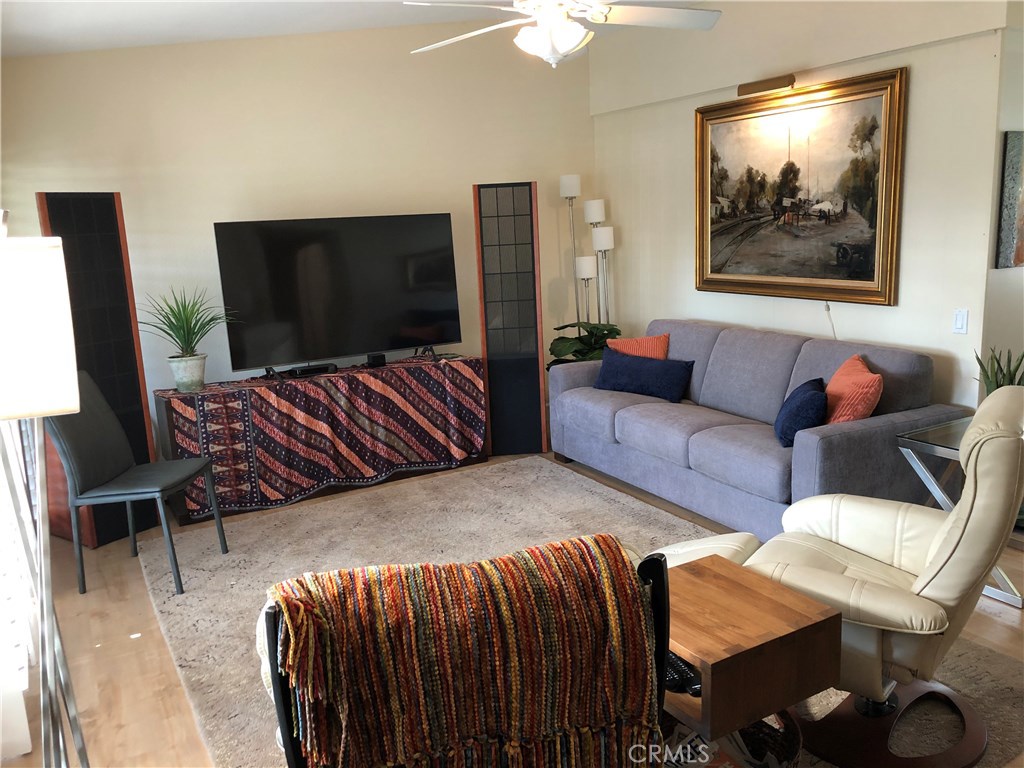 752 Avenida Majorca C