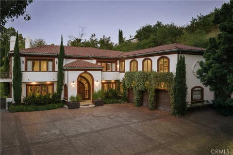 Photo of 17984 Boris Drive, Encino, CA 91316 (MLS # SR26095185)