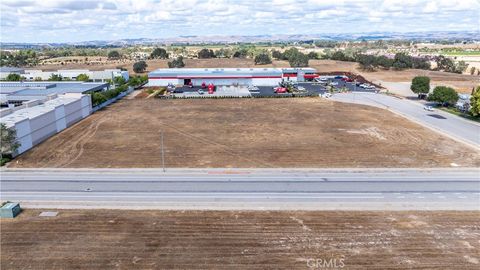 Tiny photo for 0 Germaine Way, Paso Robles, CA 93446 (MLS # NS25226362)