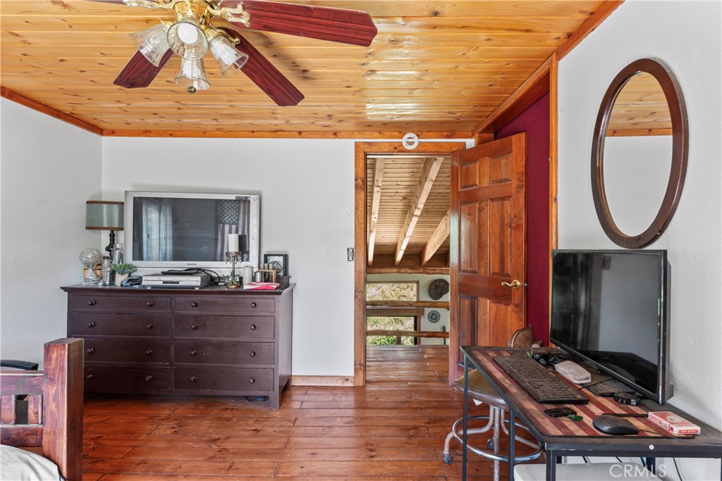 Green Valley Lake (GVLK) - Residential