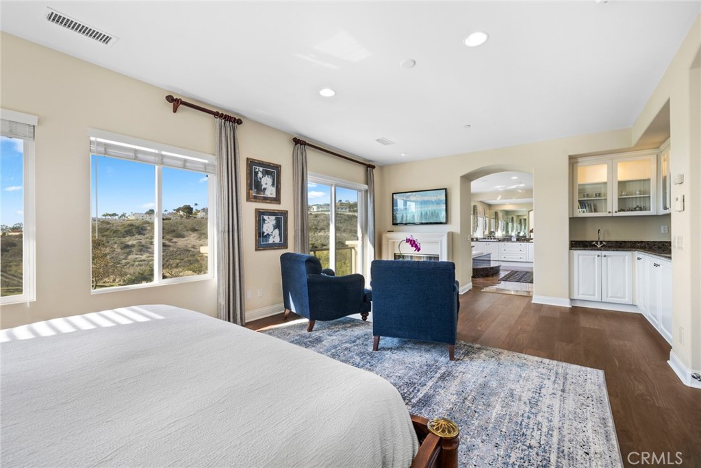Ritz Pointe (RTZP) - Residential Lease