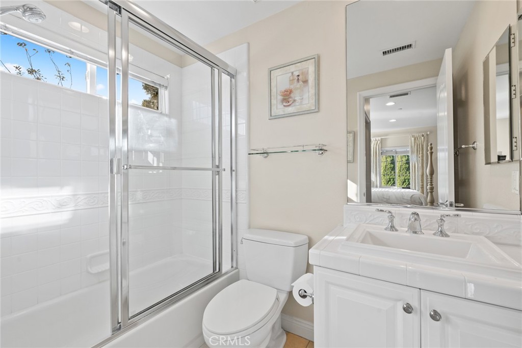 Ritz Pointe (RTZP) - Residential Lease