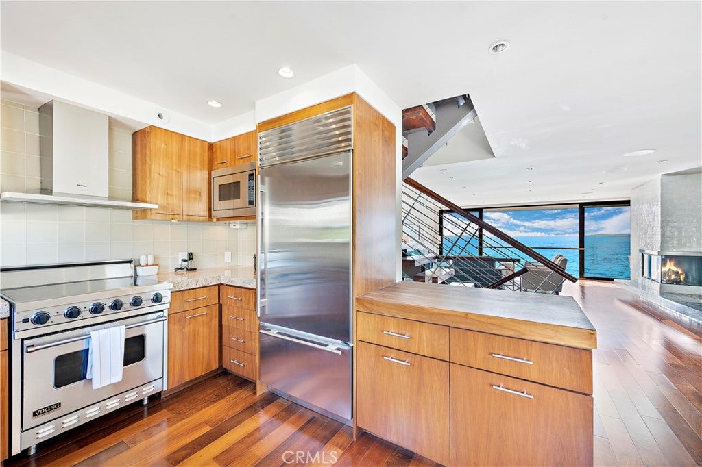 102 Blue Lagoon, Laguna Beach CA 92651 - Photo 8