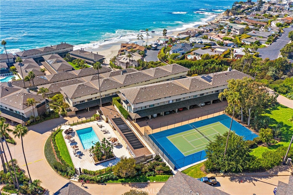 Photo of 102 Blue Lagoon, Laguna Beach, CA 92651 (MLS # LG26161962)