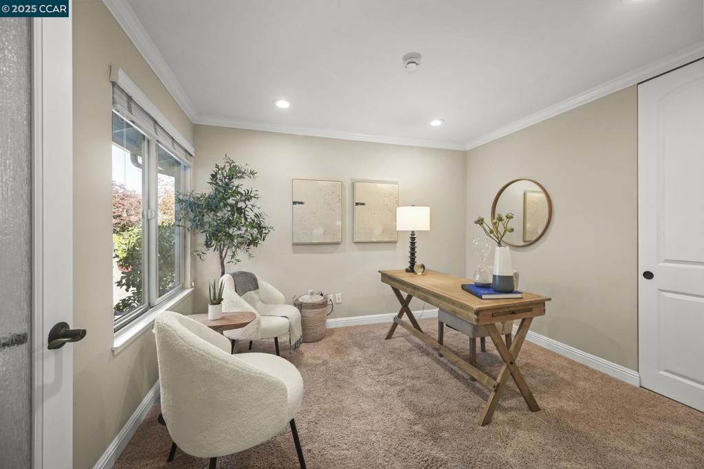 COUNTRY VIEW - Residential