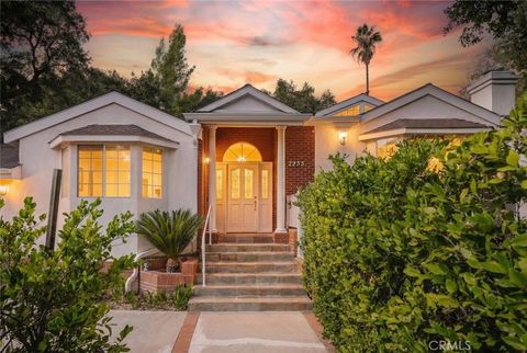 Photo of 2255 E Chevy Chase Drive, Glendale, CA 91206 (MLS # GD26032841)