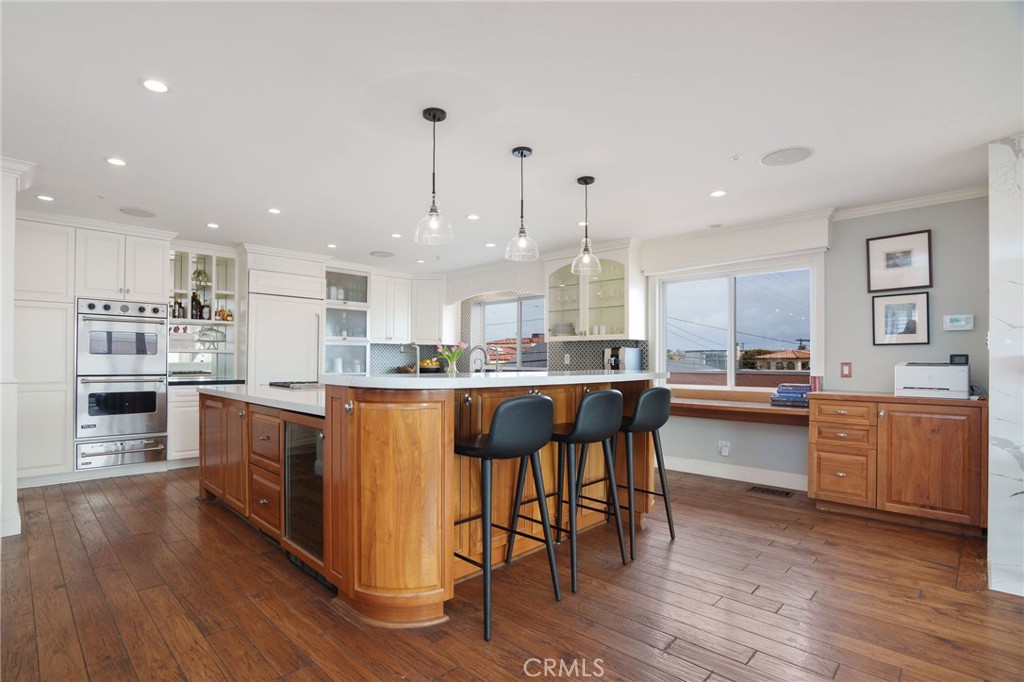 617 Crest Drive